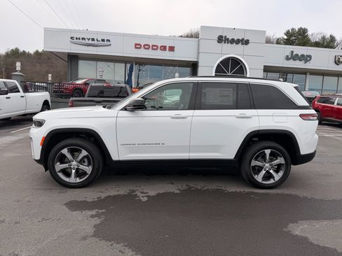 New 2026 Jeep Grand Cherokee Limited AWD/4WD image 3