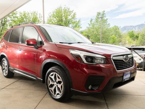 Used 2021 Subaru Forester Premium w/ Popular Package #1 AWD/4WD image 2