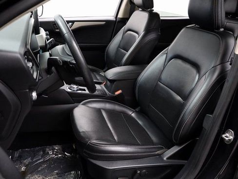 Used 2020 Ford Escape SEL AWD/4WD image 9