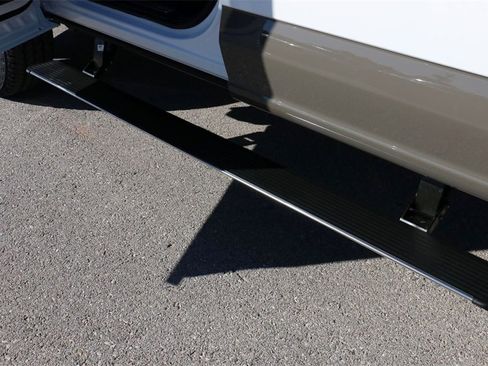 New 2026 Ford F350 King Ranch w/ FX4 Off-Road Package image 13