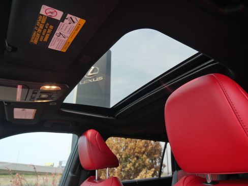 Used 2023 Toyota Highlander XSE image 20