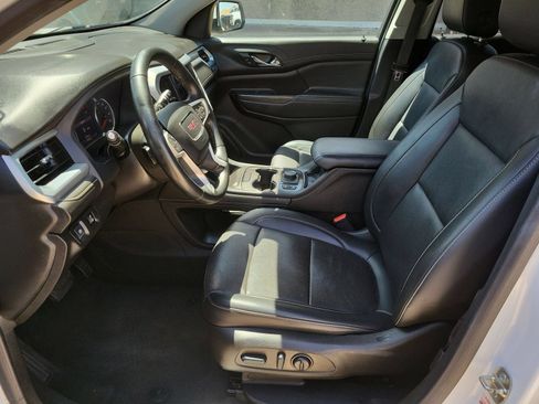 Used 2023 GMC Acadia SLT FWD image 19