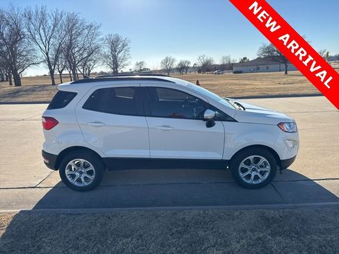 Used 2020 Ford EcoSport SE w/ SE Convenience Package image 2
