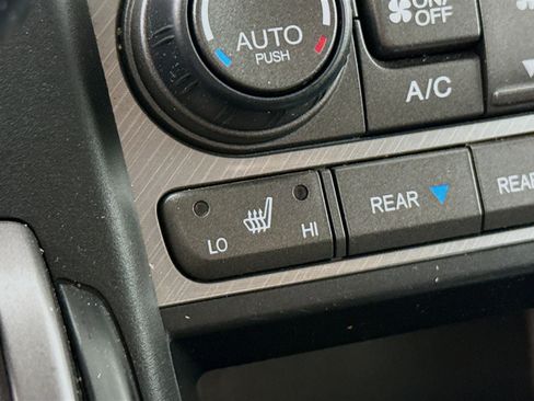 Used 2014 Honda Pilot Touring image 25