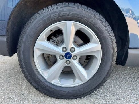 Used 2017 Ford Edge SE FWD image 31