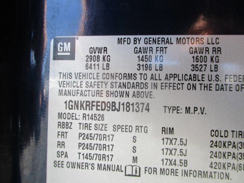 Used 2011 Chevrolet Traverse LS image 14