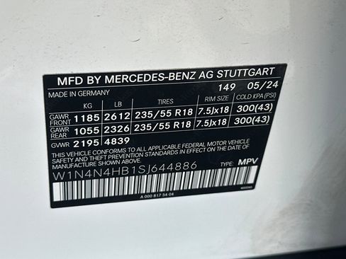 Certified 2025 Mercedes-Benz GLA 250 4MATIC image 28