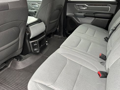 Used 2022 RAM 1500 Big Horn AWD/4WD image 12