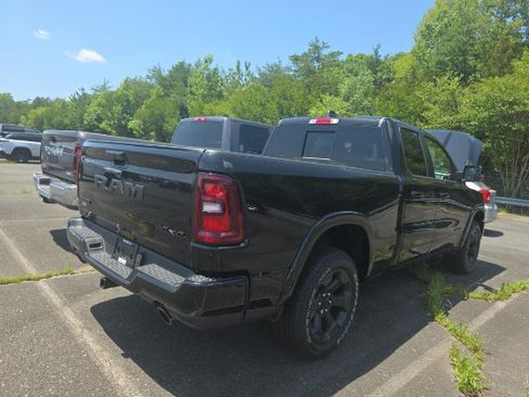 Used 2025 RAM 1500 Big Horn AWD/4WD image 9