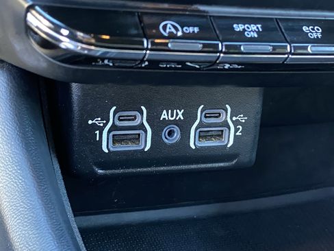 Used 2023 Dodge Durango GT image 23