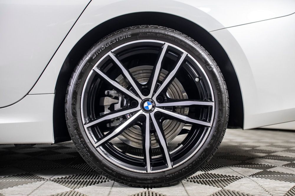 Used 2023 BMW 330i Sedan w/ M Sport Package RWD image 42