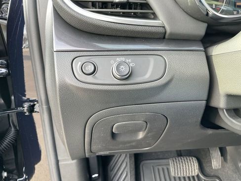 Certified 2022 Buick Encore Preferred w/ Safety Package II image 19