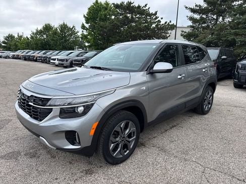 Certified 2024 Kia Seltos LX AWD/4WD image 1