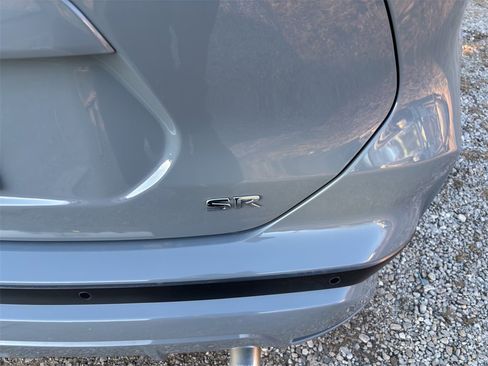 Used 2023 Nissan Kicks SR w/ SR Premium Package image 9