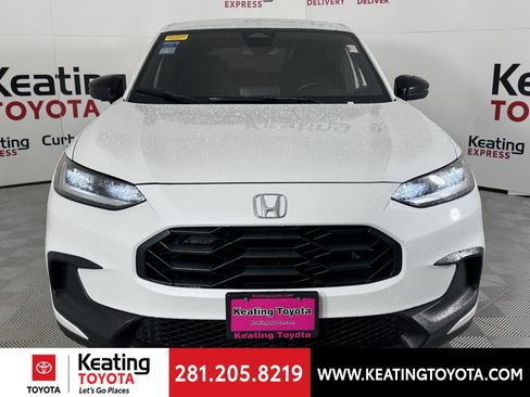 Used 2023 Honda HR-V Sport image 9
