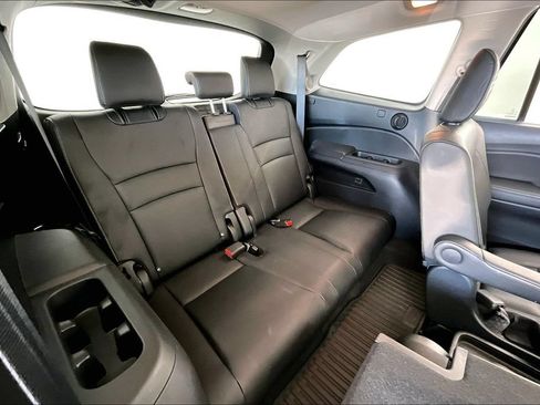 Used 2019 Honda Pilot Elite image 34