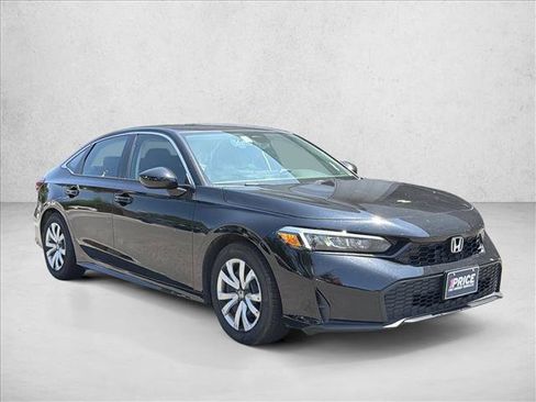 Used 2025 Honda Civic LX image 3