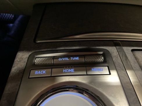 Used 2024 Genesis G80 image 58