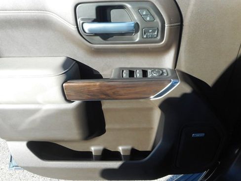 Used 2021 GMC Sierra 1500 SLT w/ SLT Premium Plus Package image 10