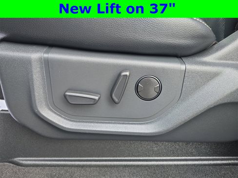 Used 2022 Ford F250 Lariat w/ Tremor Off-Road Package image 15