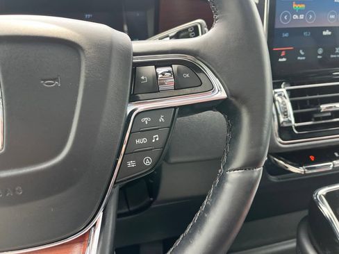 Used 2023 Lincoln Navigator L Reserve AWD/4WD image 29