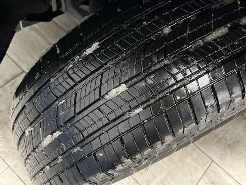 Used 2024 Jeep Grand Cherokee L Altitude image 37