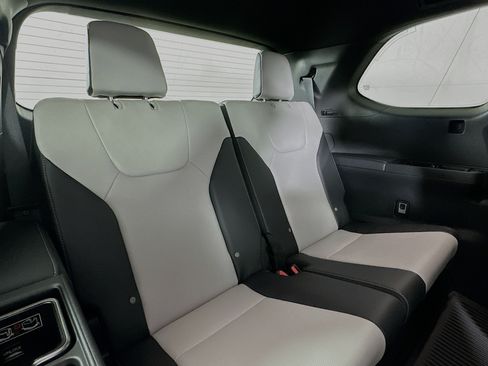 New 2026 Lexus TX 500h AWD w/ Technology Package image 25