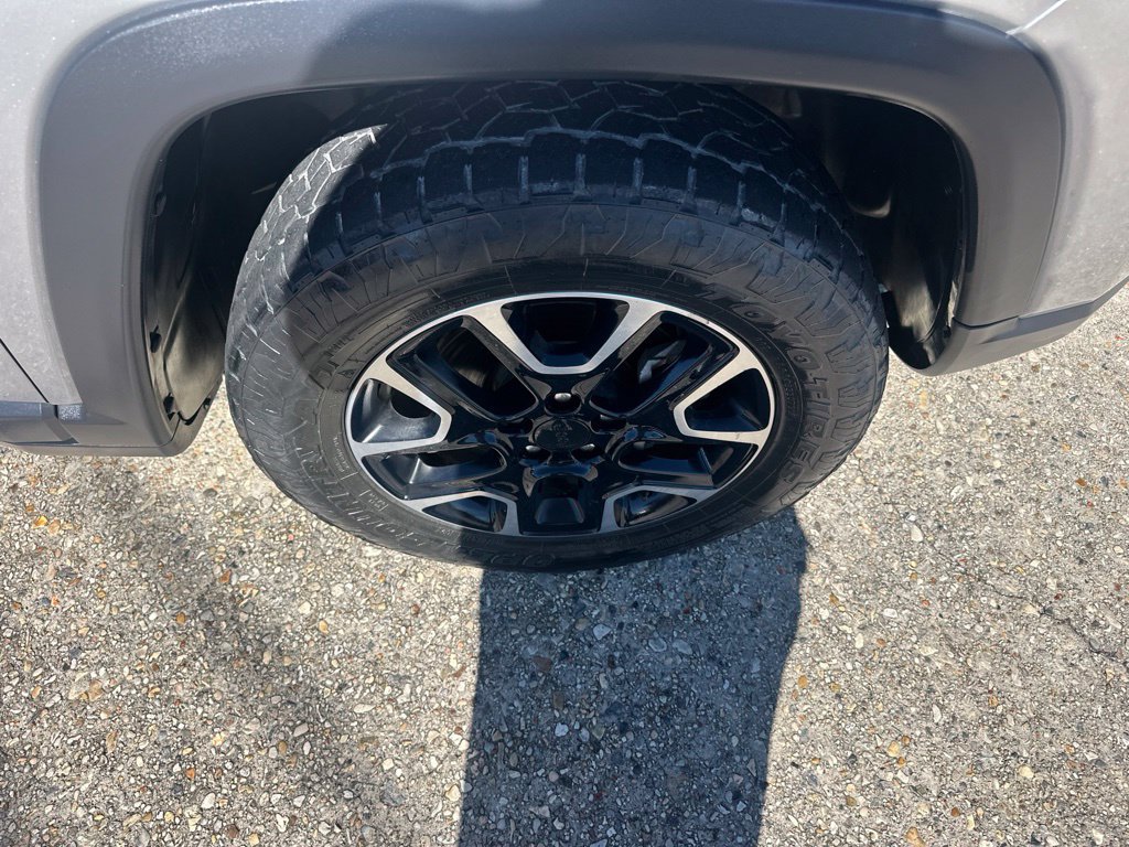 Used 2019 Jeep Compass Trailhawk AWD/4WD image 16