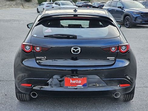 New 2026 MAZDA MAZDA3 Hatchback w/Premium Plus Pkg image 16