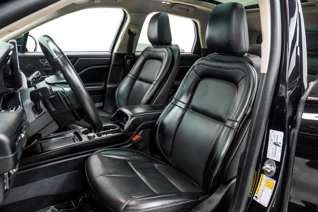 Used 2023 Lincoln Corsair Grand Touring AWD/4WD image 16