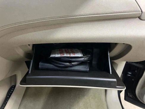 Used 2016 GMC Yukon XL Denali w/ Open Road Package image 28