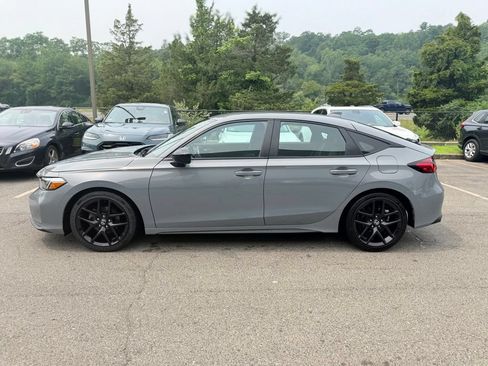 Used 2025 Honda Civic Sport image 3