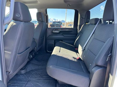 Used 2024 Chevrolet Silverado 3500 LT w/ Convenience Package image 16