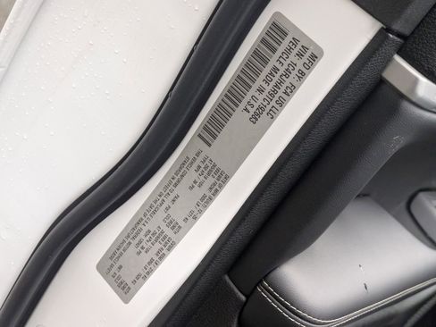 New 2026 Jeep Grand Cherokee Altitude AWD/4WD image 33