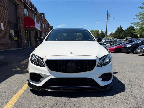 Used 2017 Mercedes-Benz E 300 image 2