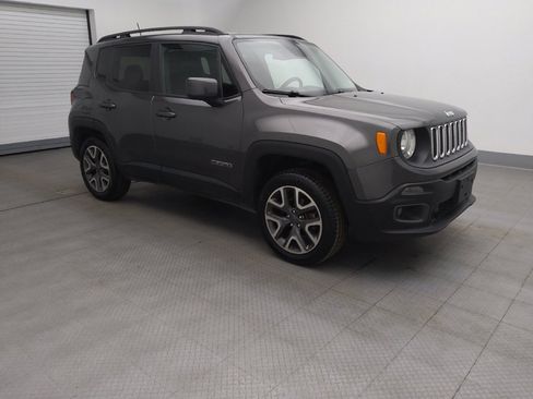 Used 2016 Jeep Renegade Latitude w/ Popular Equipment Group image 11