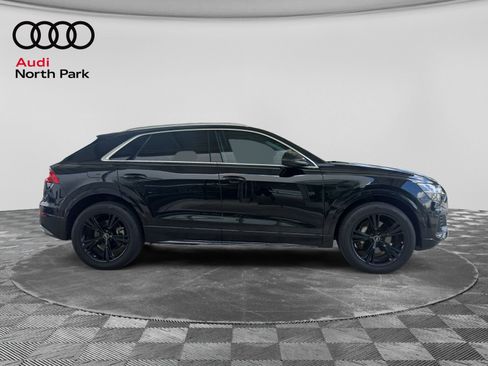 Used 2023 Audi Q8 Premium AWD/4WD image 6