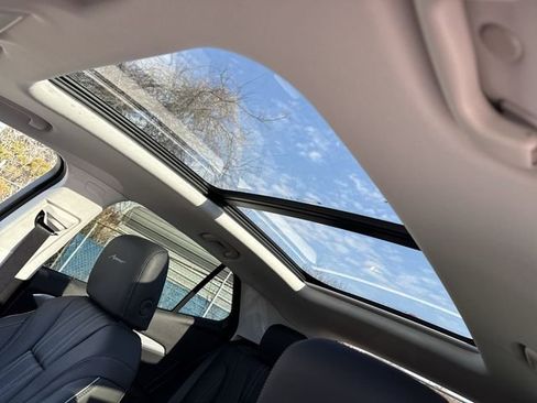 New 2026 Buick Envision Avenir image 22