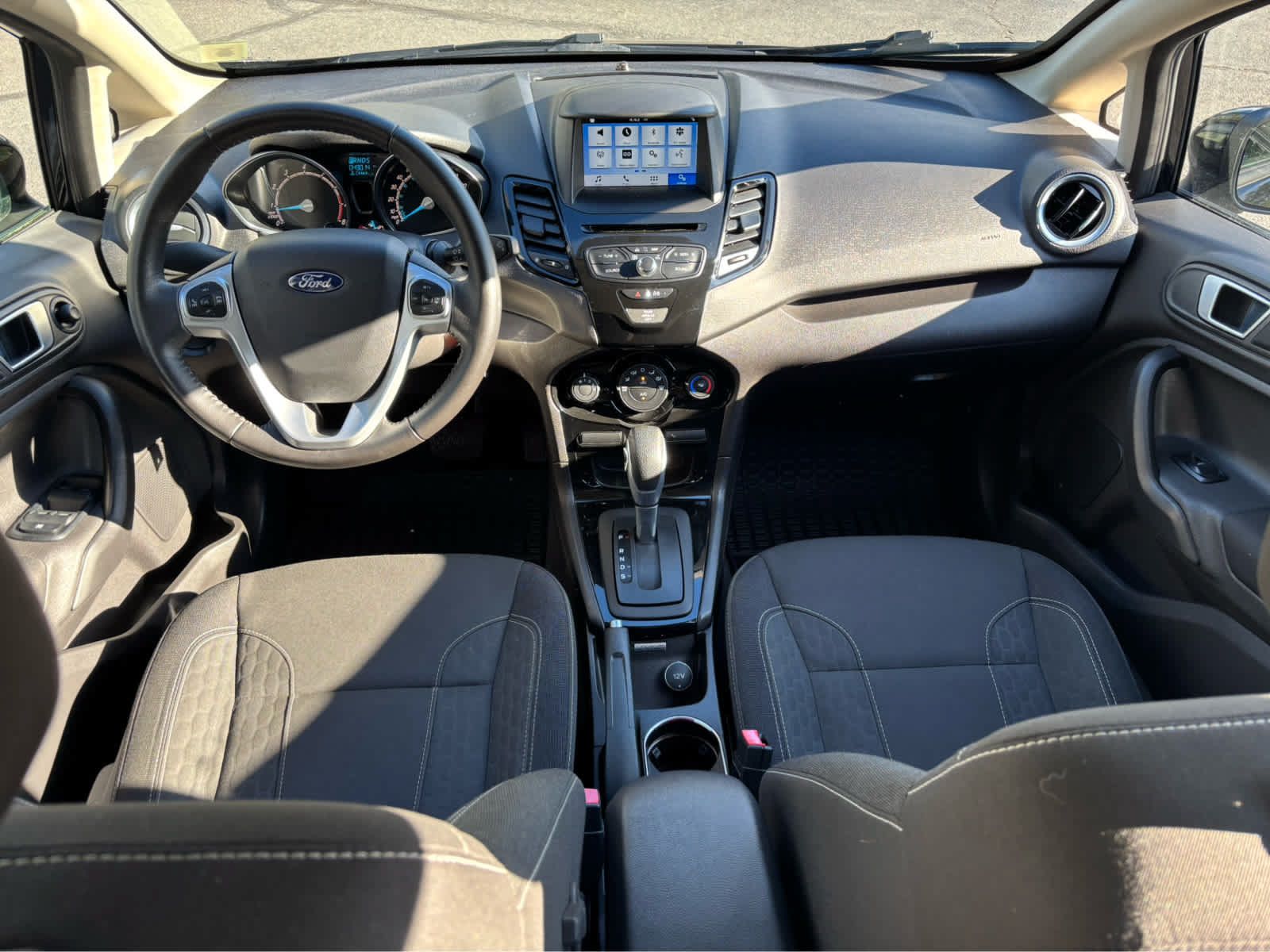 Used 2016 Ford Fiesta SE w/ Equipment Group 201A FWD image 24