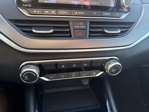 Used 2024 Nissan Altima 2.5 SR image 30