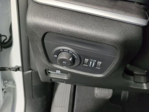 New 2025 Jeep Grand Cherokee Limited AWD/4WD image 16