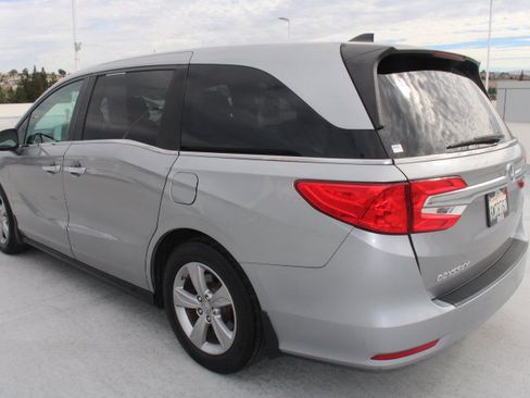 Used 2019 Honda Odyssey EX image 5