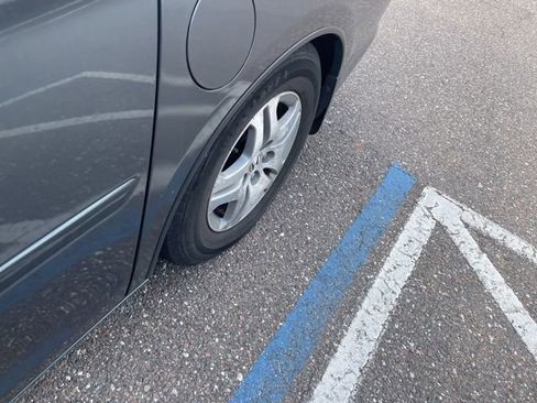 Used 2006 Honda Odyssey EX-L image 6