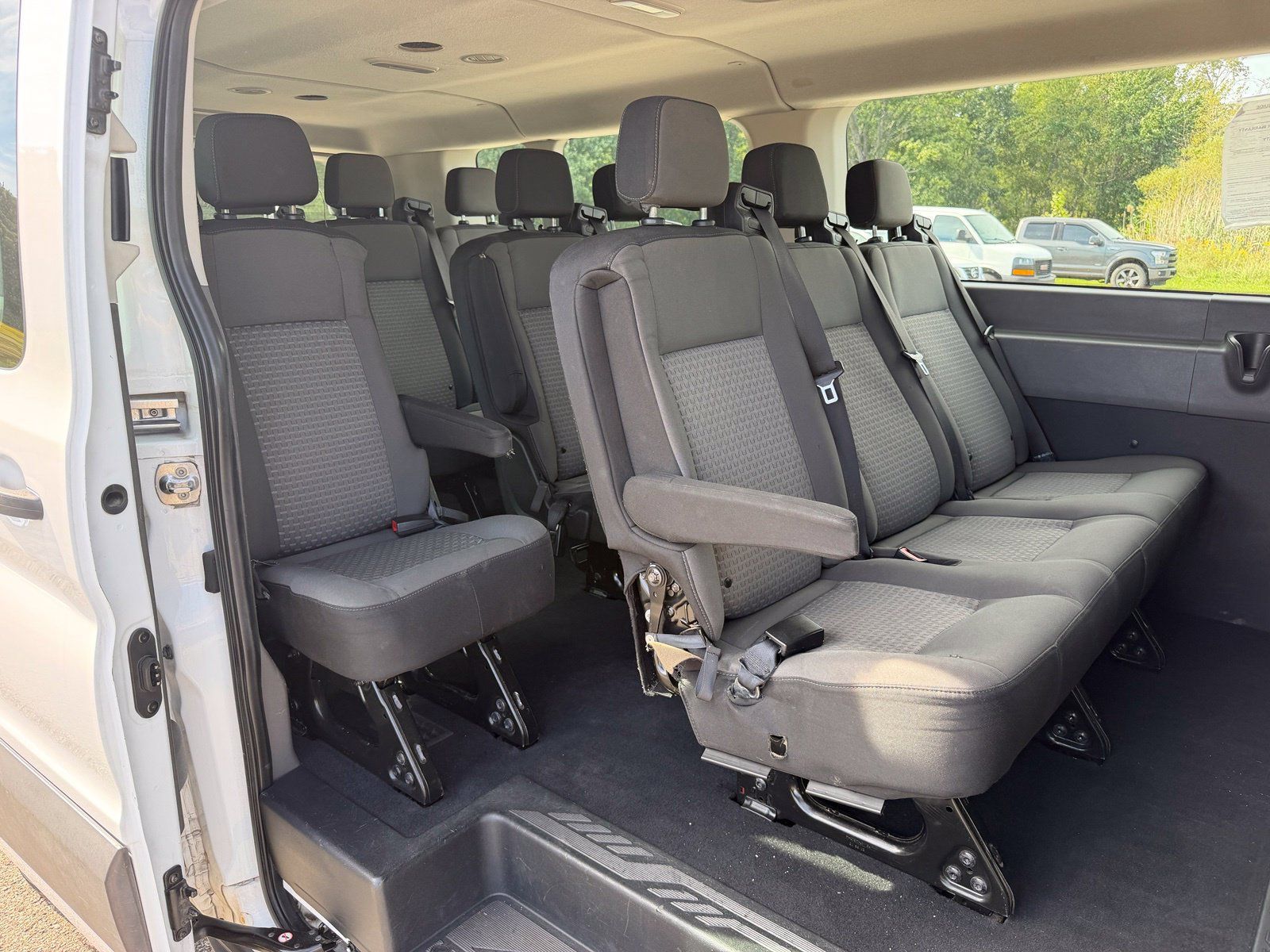 Used 2023 Ford Transit 350 XLT RWD image 28