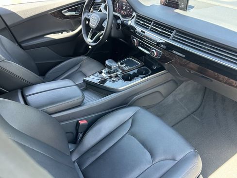 Used 2019 Audi Q7 3.0T Premium Plus w/ Premium Plus Package AWD/4WD image 14