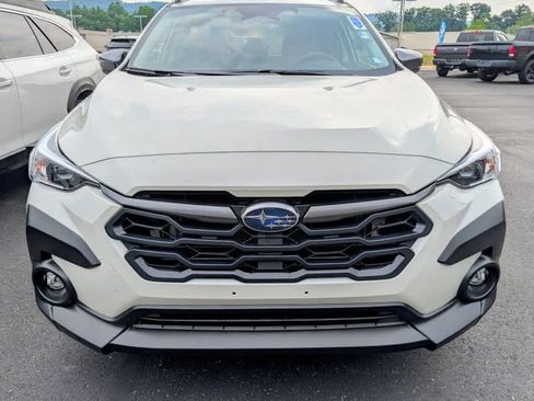 Used 2024 Subaru Crosstrek 2.0i Premium AWD/4WD image 2