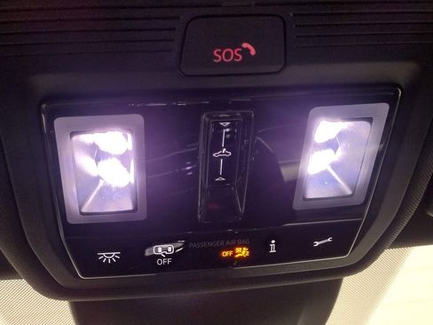 New 2025 Volkswagen GTI SE image 31