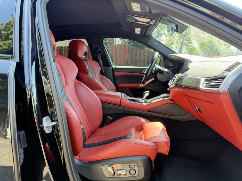 Used 2021 BMW X6 M Competition AWD/4WD image 31