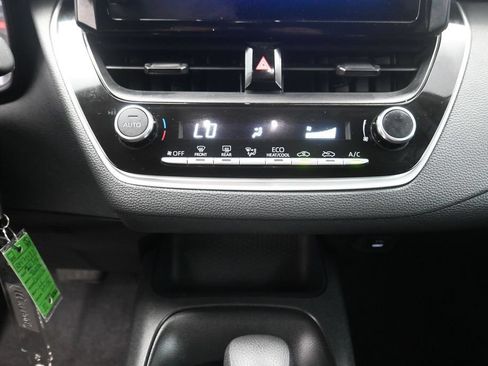 Used 2024 Toyota Corolla LE FWD image 9
