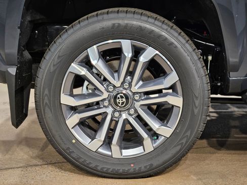 New 2026 Toyota 4Runner Limited AWD/4WD image 24